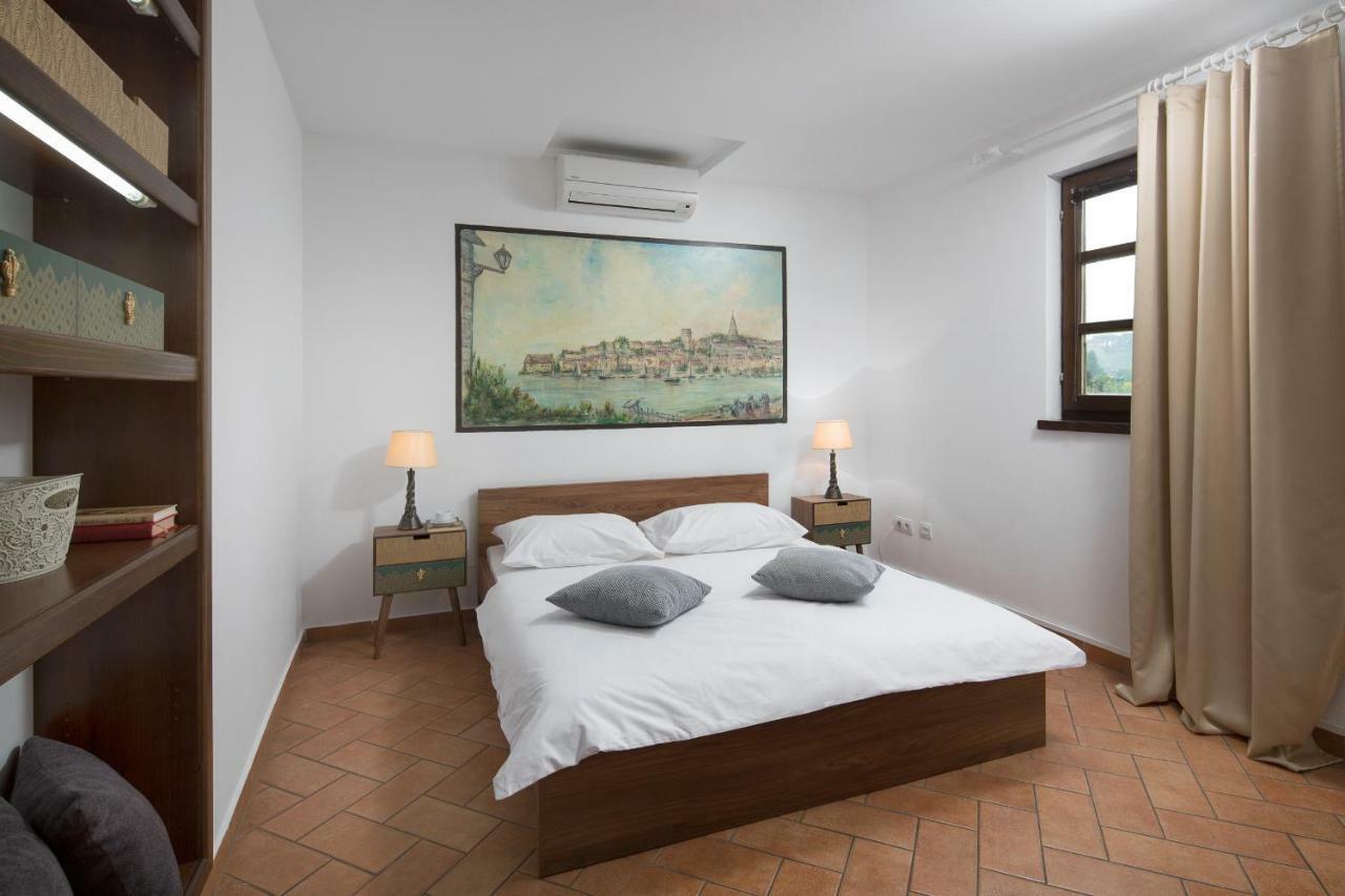 Apartments Bonaparte 波雷奇 外观 照片